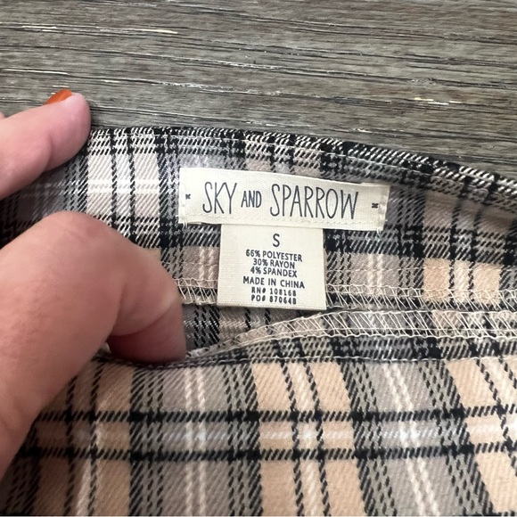 Sky & Sparrow Plaid Pink/Gray Mini Skirt - Picture 4 of 7